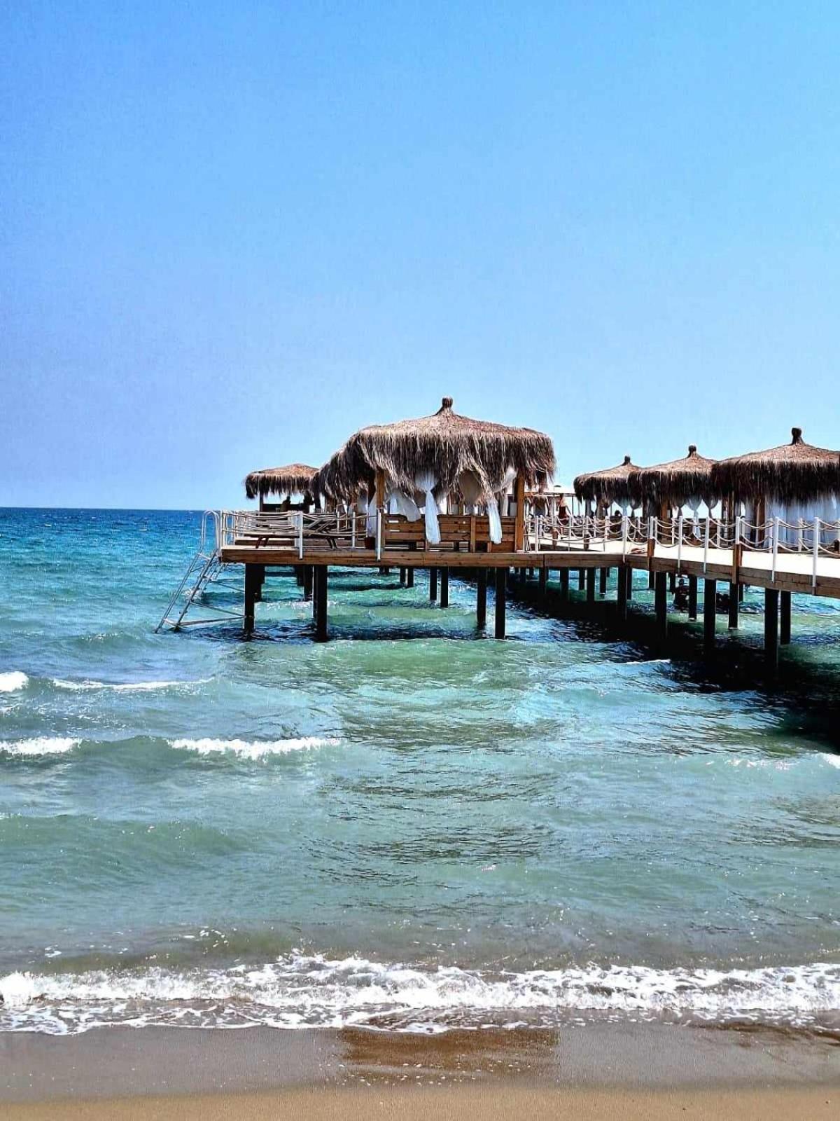Sunrise Beach Club Gastria Екстериор снимка