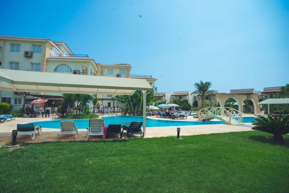 Sunrise Beach Club Gastria Екстериор снимка